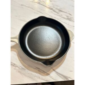 Le Creuset Enameled Cast Iron Skillet 9 Inch #23 gray USED